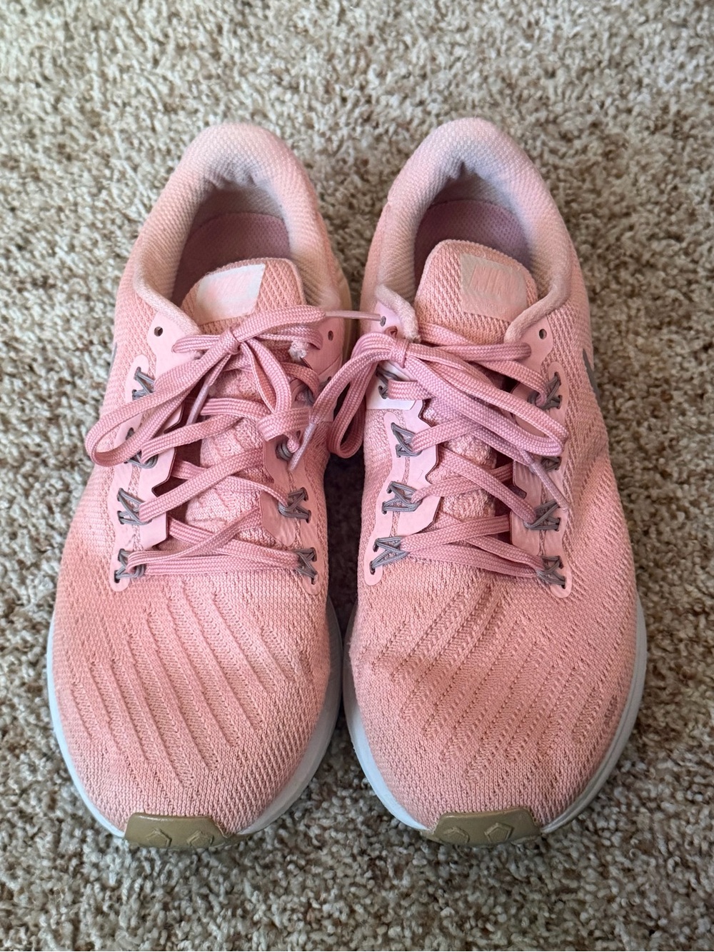 Nike Air Zoom Structure 22AA1640-601 Womens 8 Running Shoes Pink Quartz Sneaker